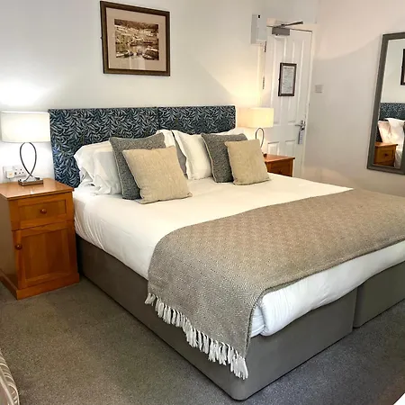 The Claremont Hotel-adult Only 2* Polperro