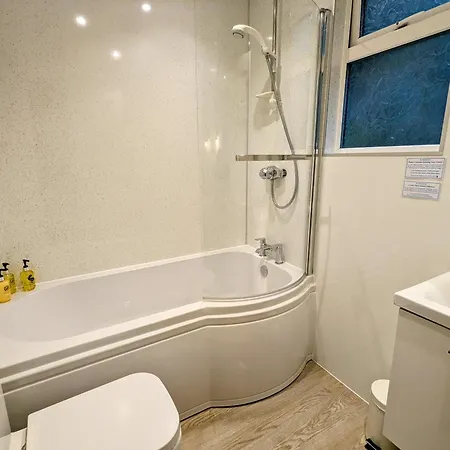 The Claremont Hotel-adult Only Polperro